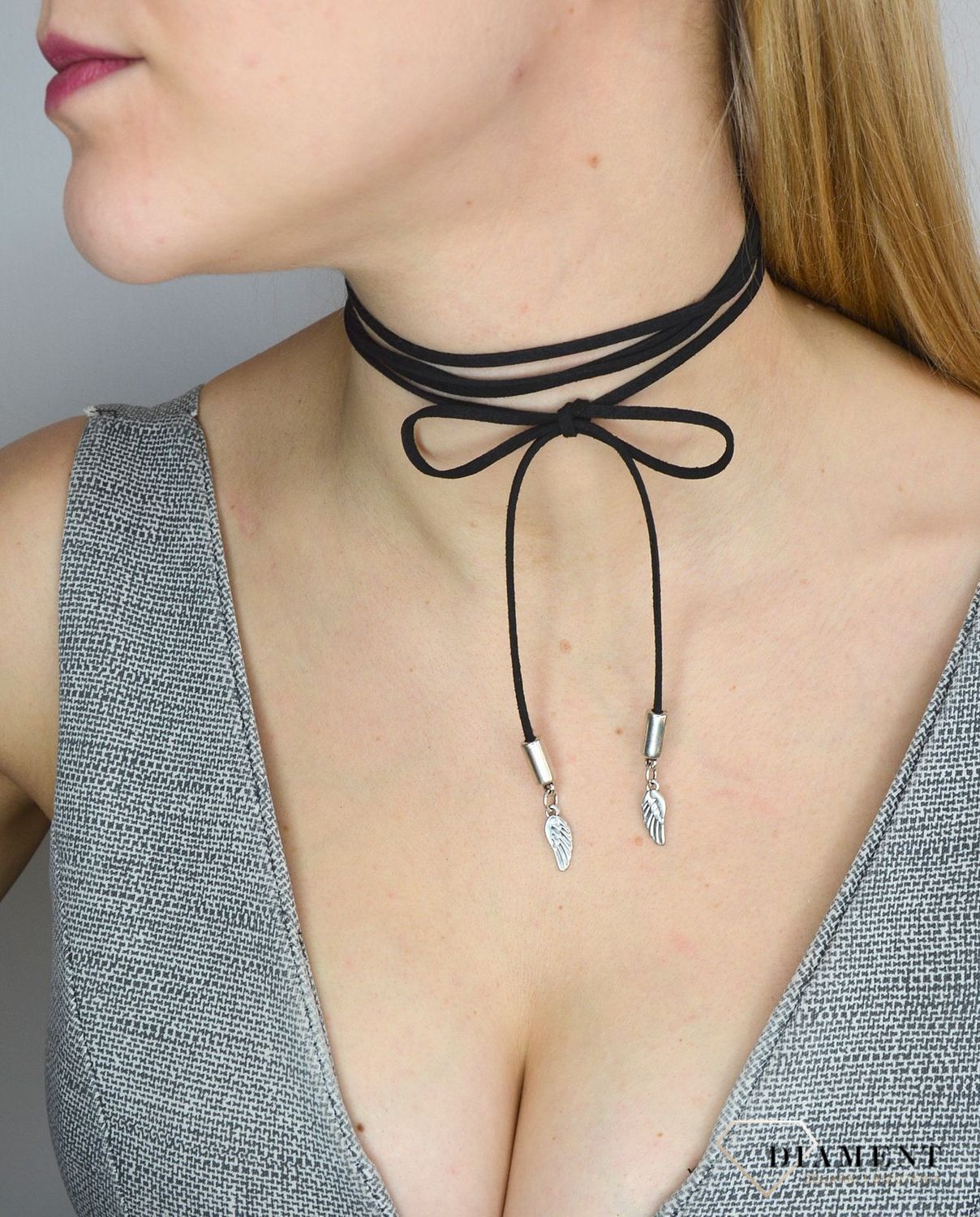 Naszyjnik choker damski czarny By Dziubeka skrzydełka NIL2001 ✓Biżuteria damska.jpg